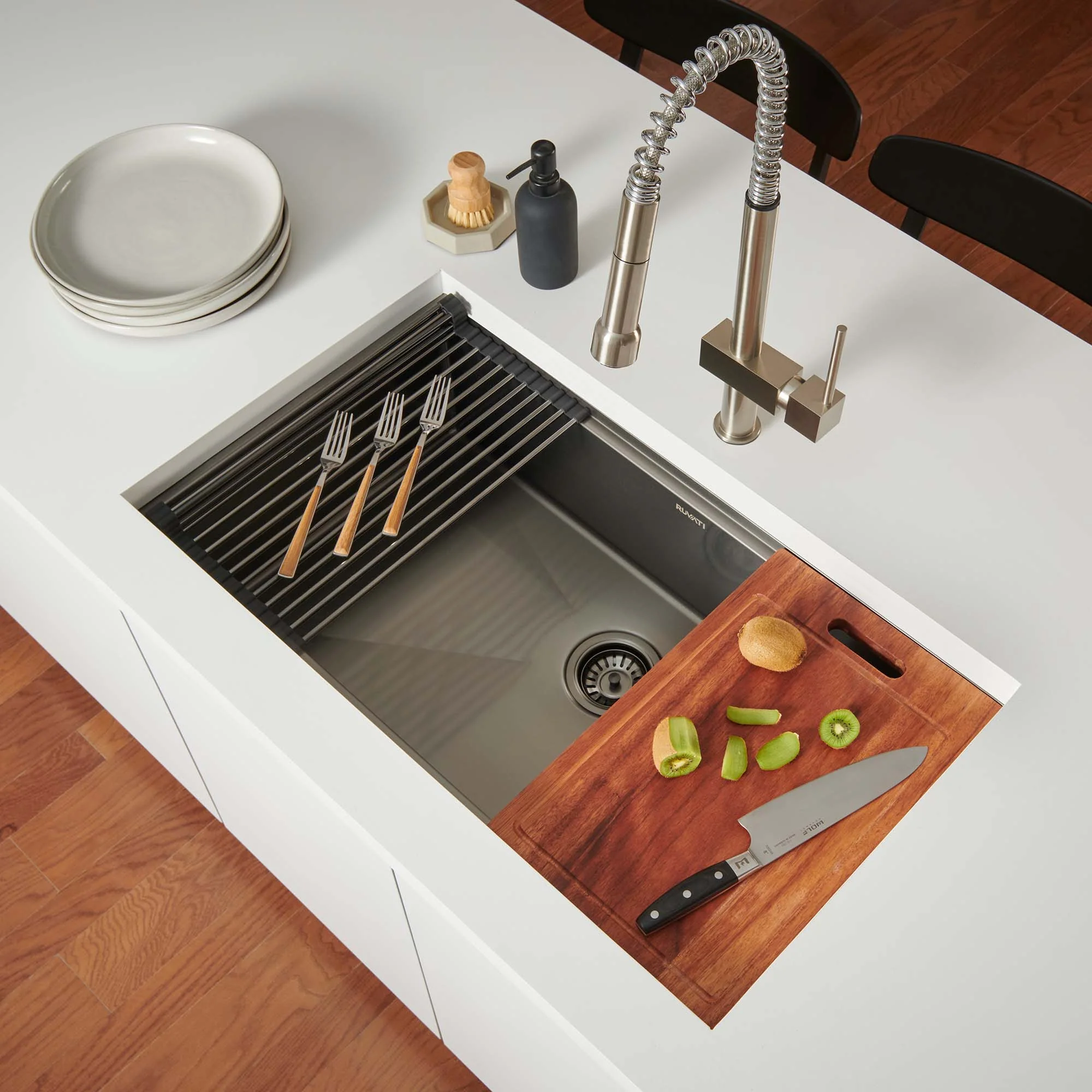 30-inch Gunmetal Black Stainless Steel Workstation Undermount Kitchen Sink Single Bowl