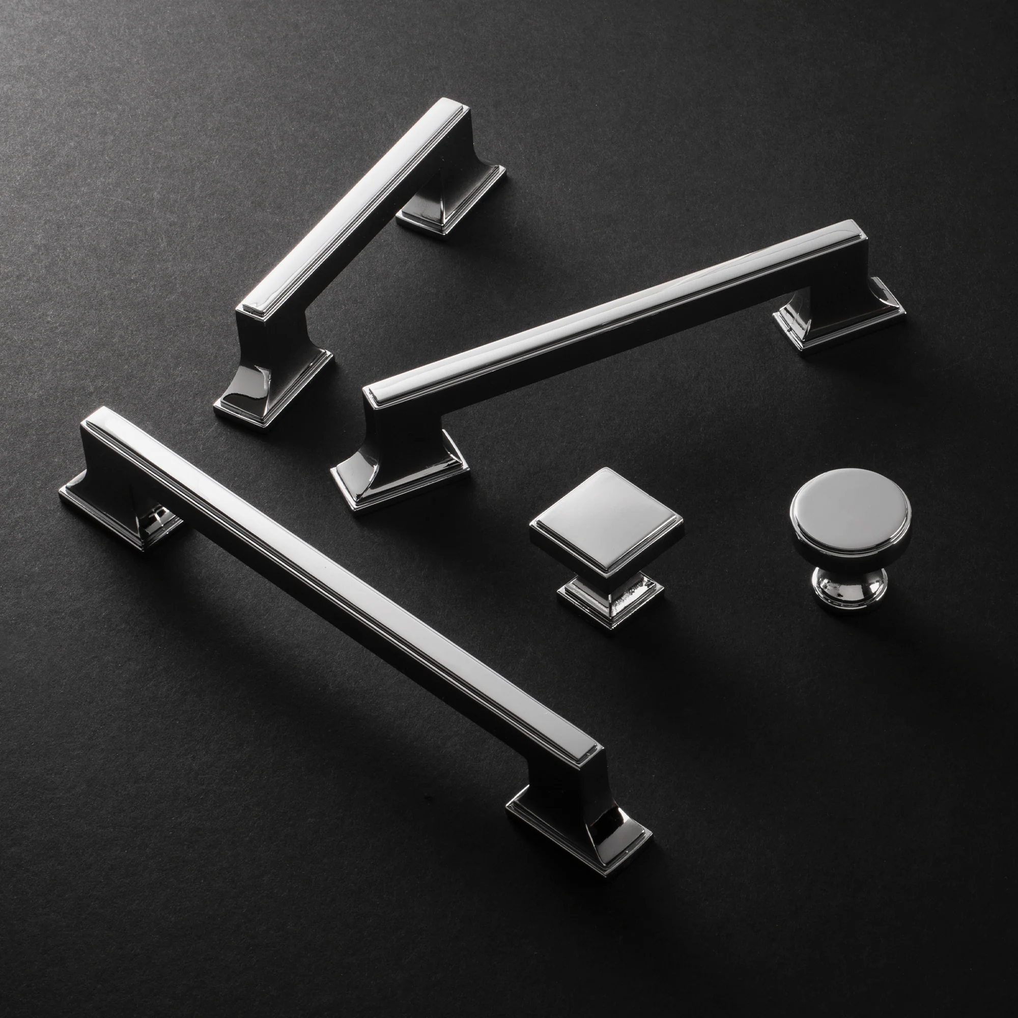 Brownstone Knob 1-1/4 Inch Diameter Chrome Finish - Image 5